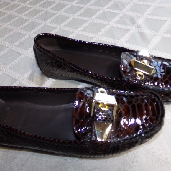 Stuart Weitzman Size 7 Shoes - Picture 5 of 5